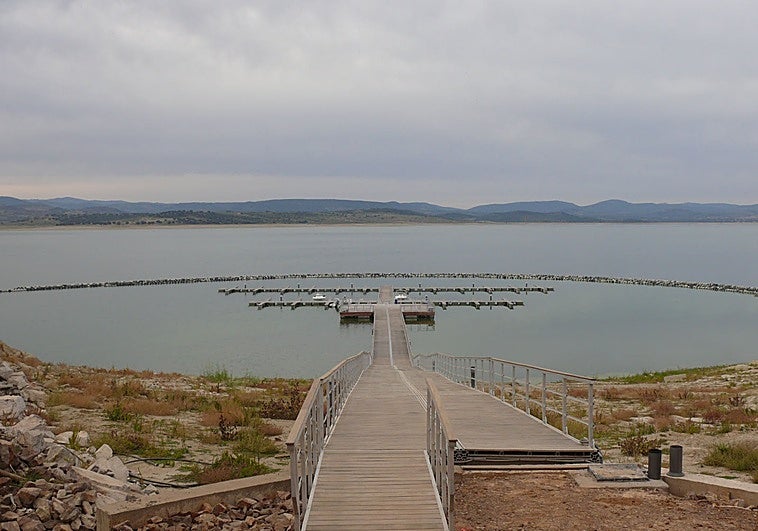 Urbanistas y conservacionistas no creen que los nuevos límites de la ZEPA puedan legitimar el complejo Valdecañas